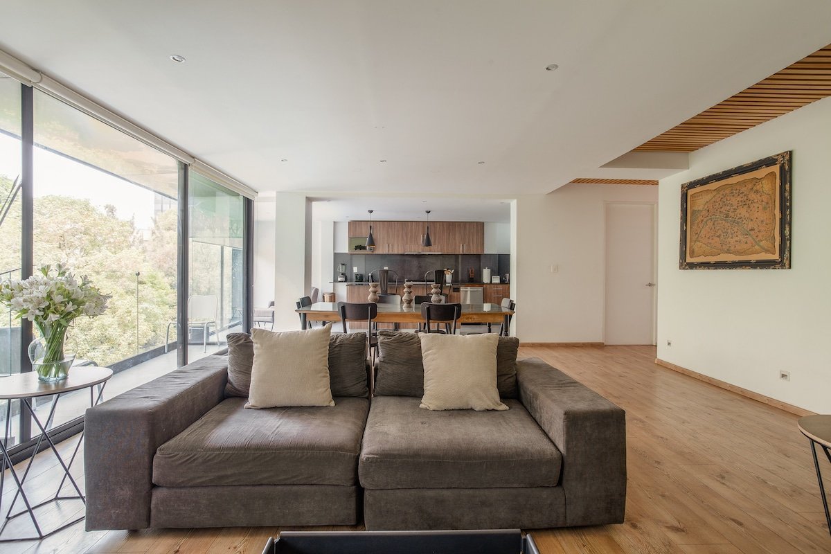 Cozy 3 BD Apartment gallery image 5