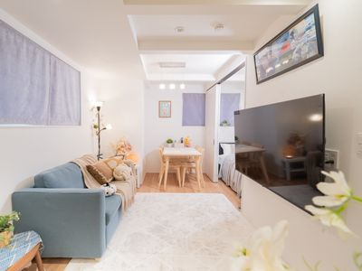 新宿中心地段的静谧温馨之家，徒步到商圈和美食街，走3分钟到车站，3年新筑可停车，采光通风优秀