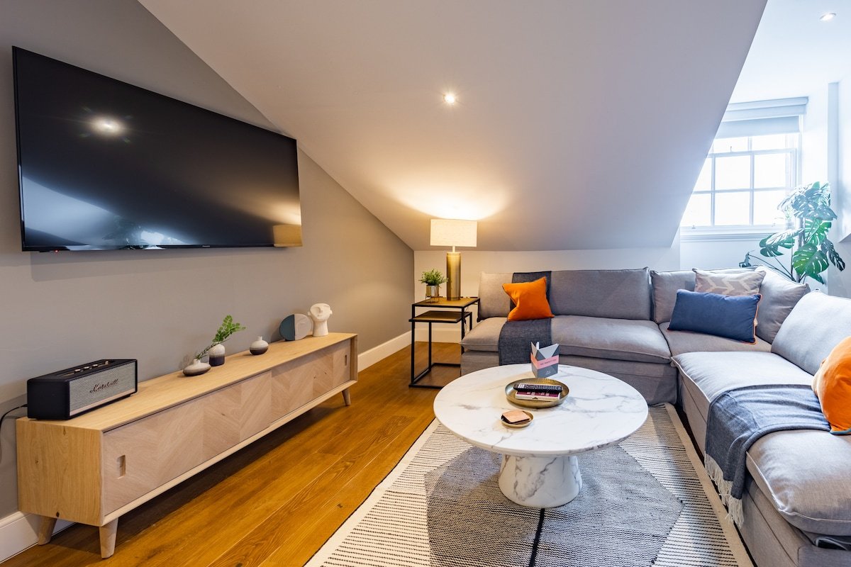 No.1 George IV Bridge – Two Bedroom Castle View gallery image 4