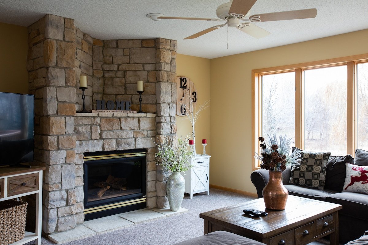 Diamond at the Pointe gallery image 3