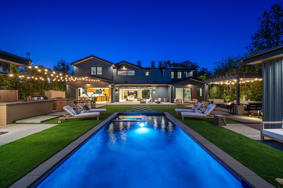 The Grand Escape: Luxe & Private gallery image 2