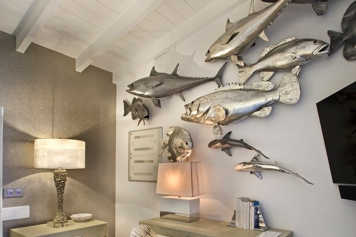 C’est La Vie gallery image 5