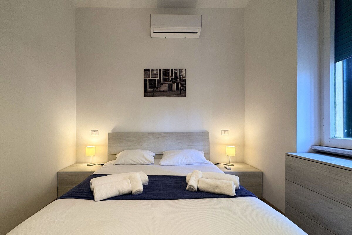 Tuscolana Suite 1 • Private terrace, Metro nearby gallery image 5