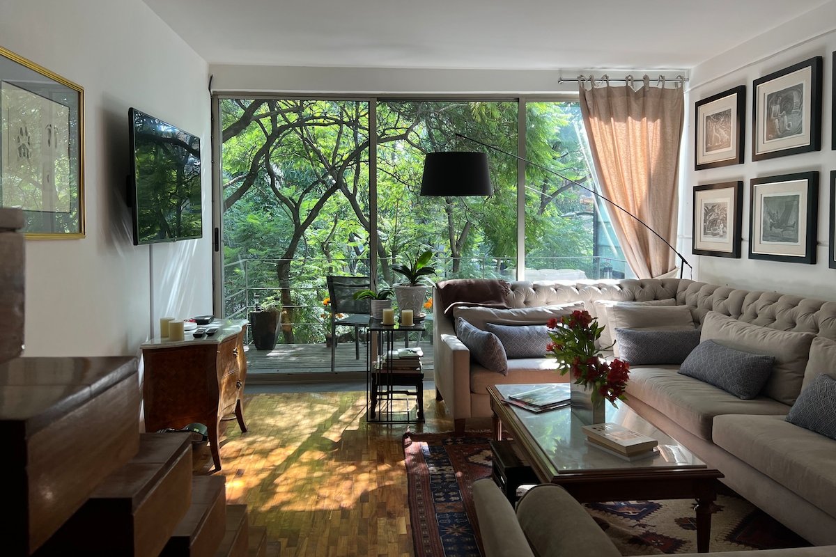 Next to Bosque de Chapultepec, exclusive. gallery image 3