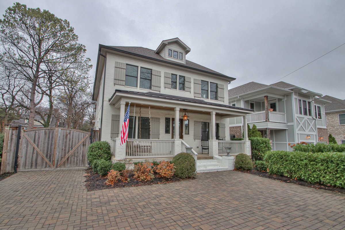 Beautiful Luxury Home Near 12thS: Top Rated Home