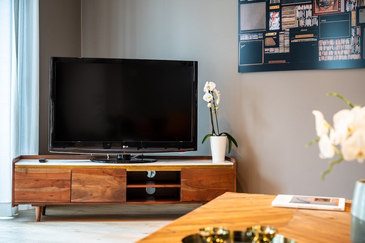 Sablon I. Elegant 2BDR apartment gallery image 4