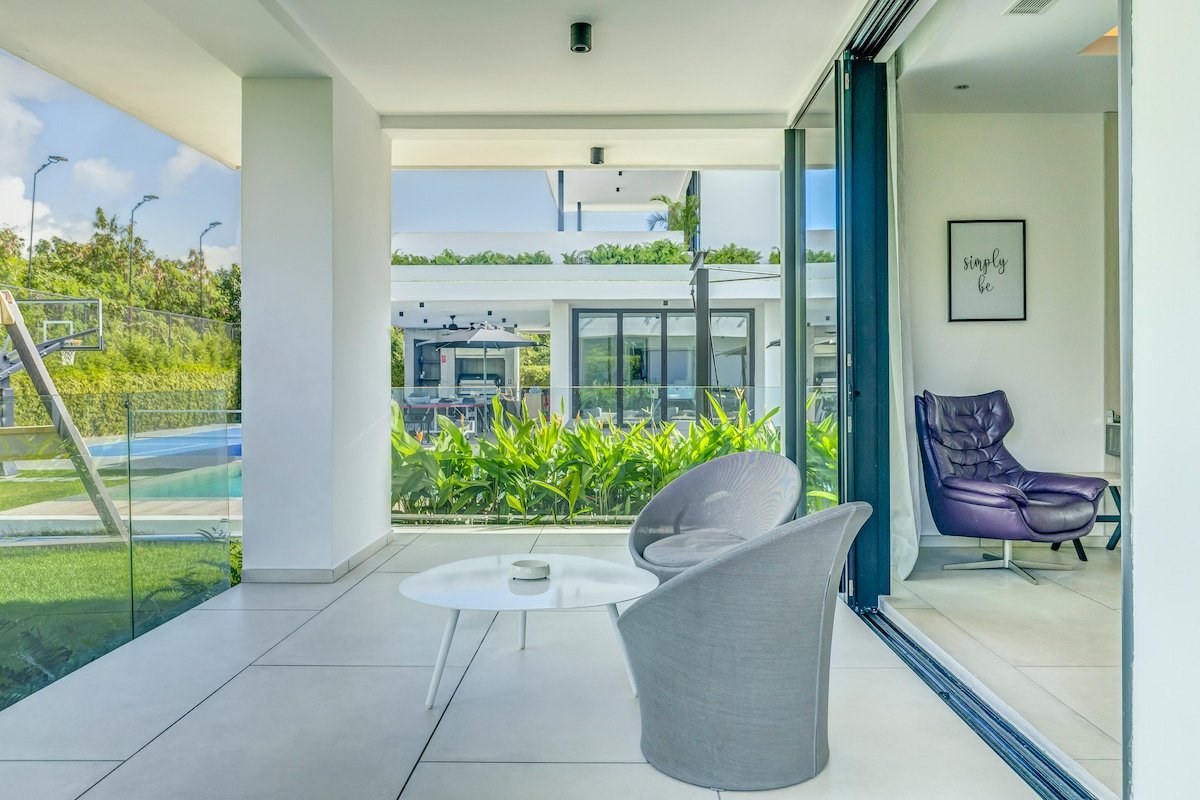 Yarari Royale – Modern & Minimalistic Masterpiece gallery image 3