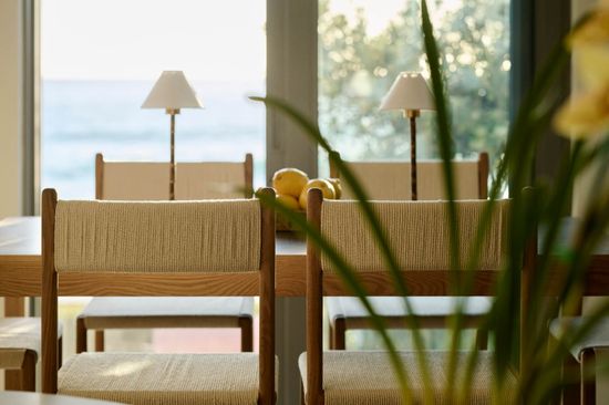 Cape Town Luxury Escapes Cocktail Table To View Ground Floor