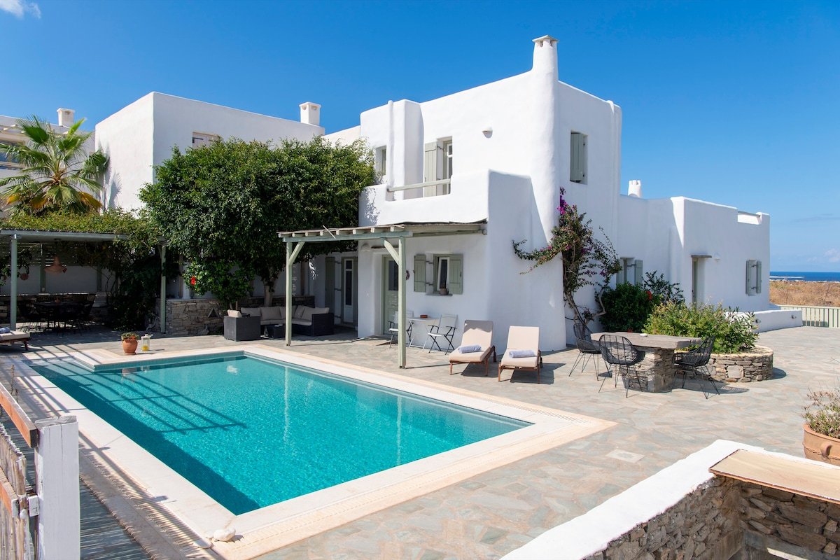 Villa Iolite by Rocks Estates gallery image 2