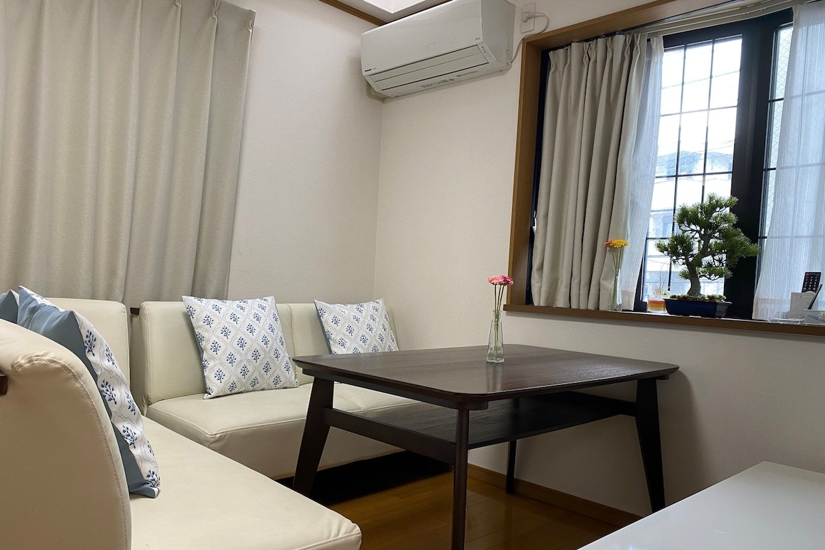 Shinjuku-ku,2min from sta.,9beds,4rooms+big dining gallery image 4