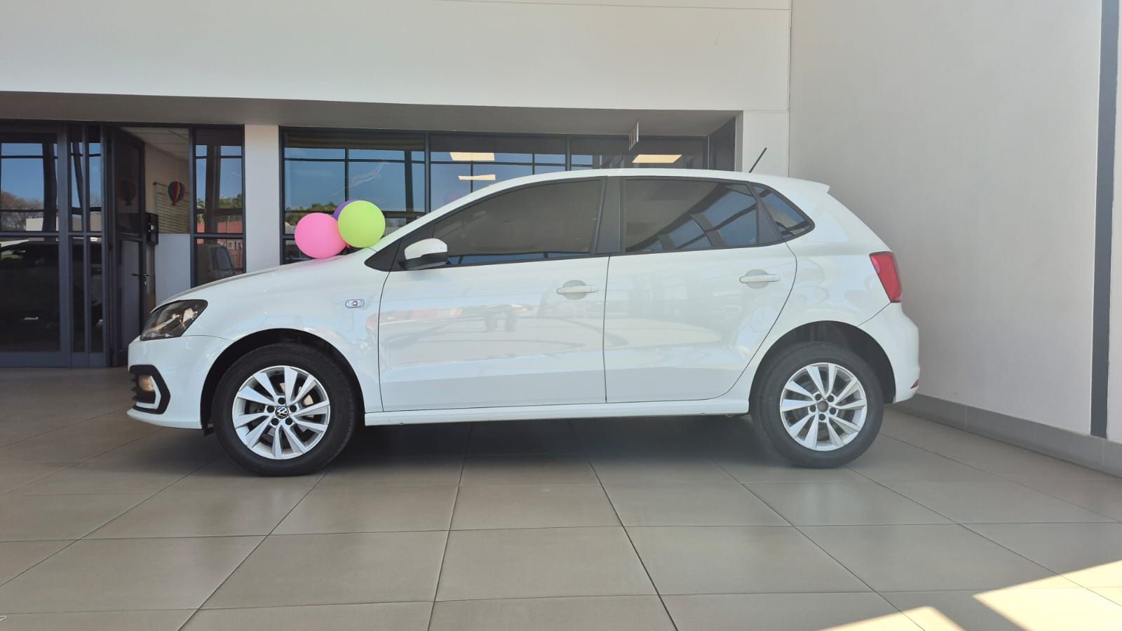 Used car gallery