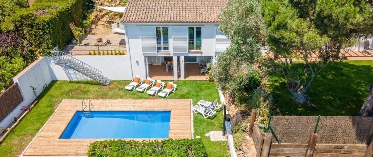 Lesal Villas Rentals, Villa Mar Azul gallery image 2