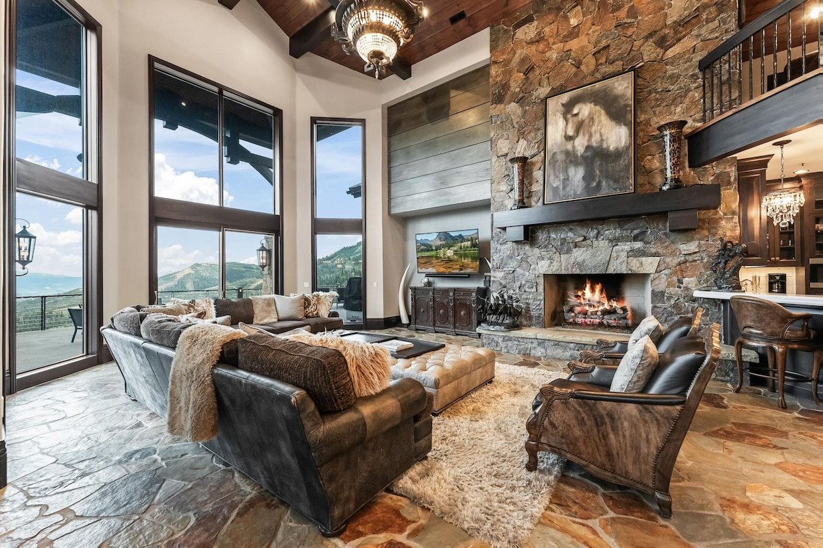 Sky Ridge Retreat-Ultra Luxe Deer Crest Chalet! gallery image 4