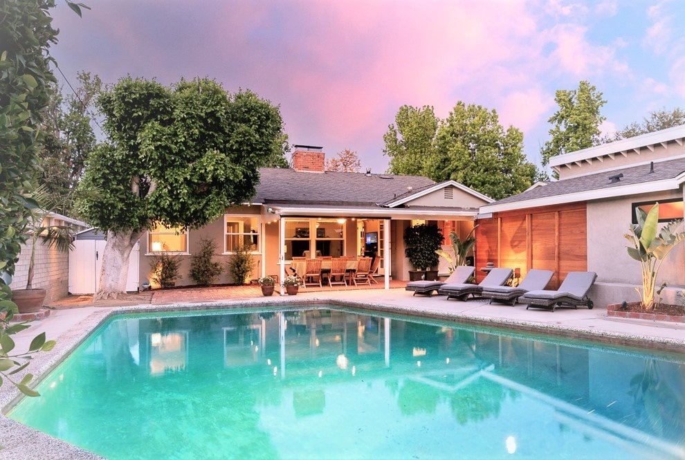 PICTURE PERFECT minutes to UNIVERSAL & HOLLYWOOD gallery image 2