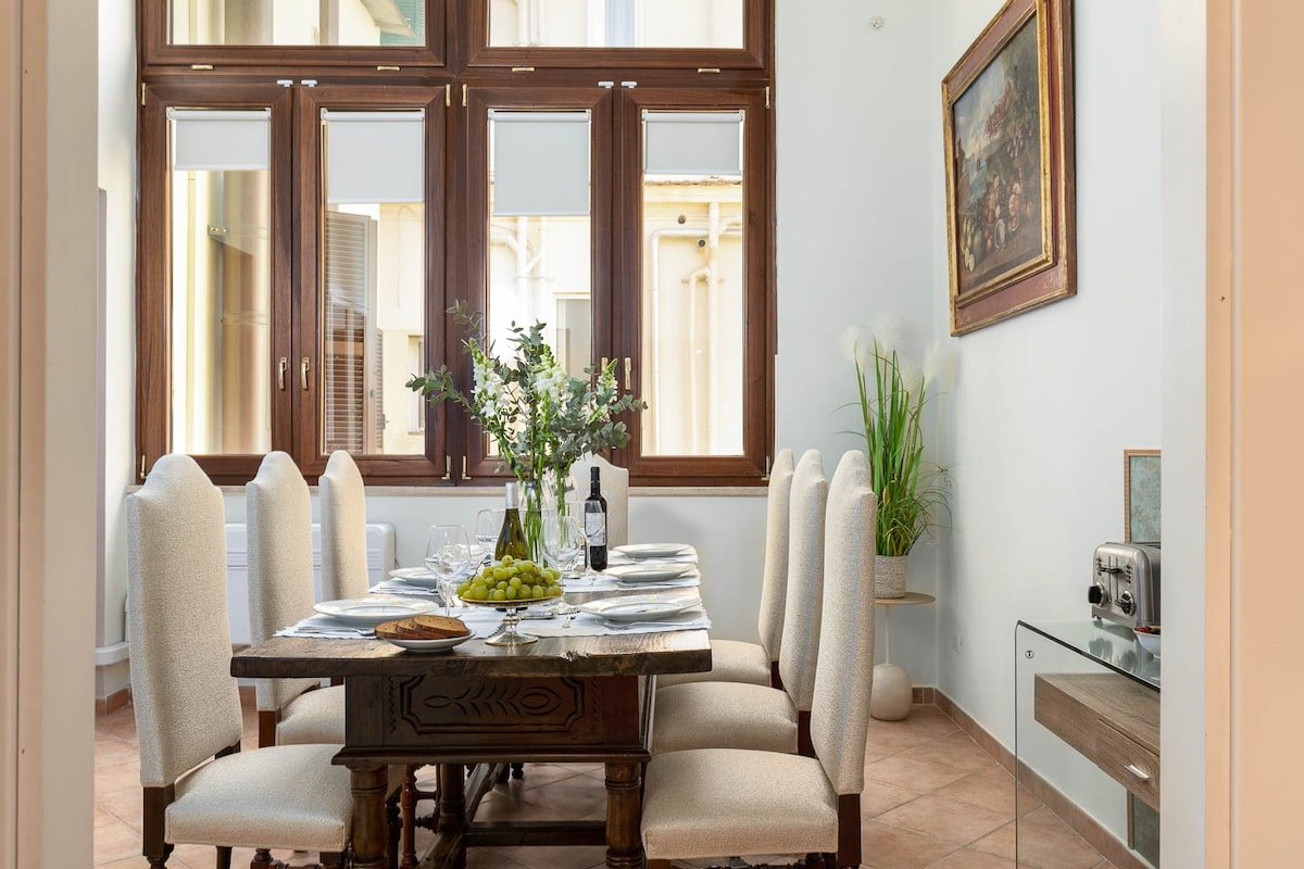 RosaM Suite Spanish Steps 15m.walk 170sqm topfloor gallery image 5