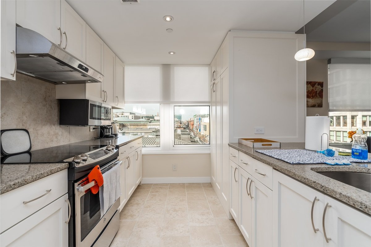 2 Bedroom Apt. near Washington Monument gallery image 3