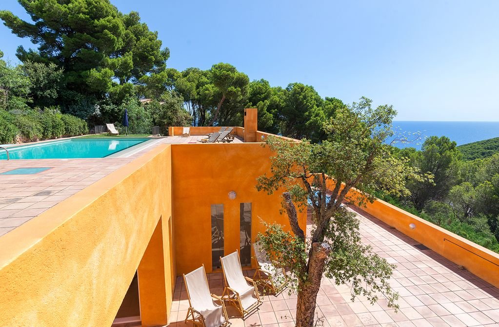 Grande maison de vacances à Sa Tuna, 6 chambres.