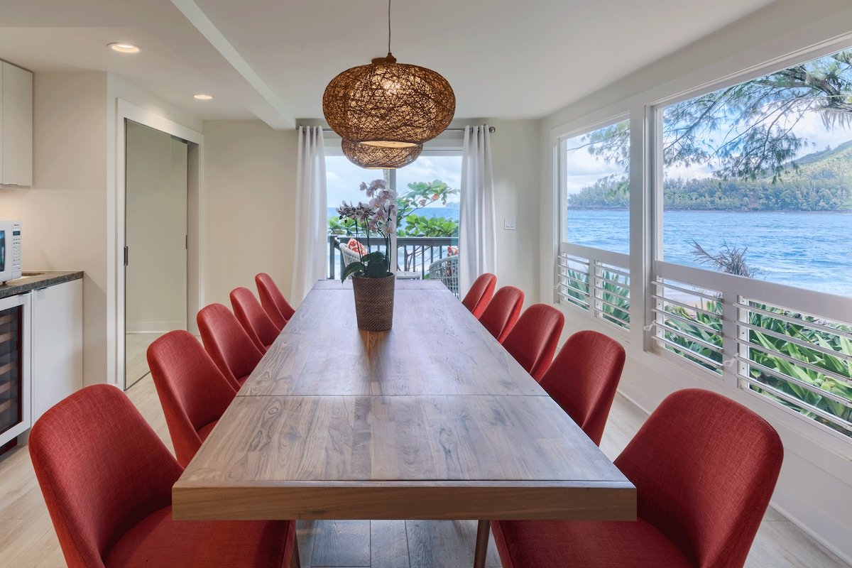 Haena Beach House: Luxe Beachfront Amazing Views gallery image 4