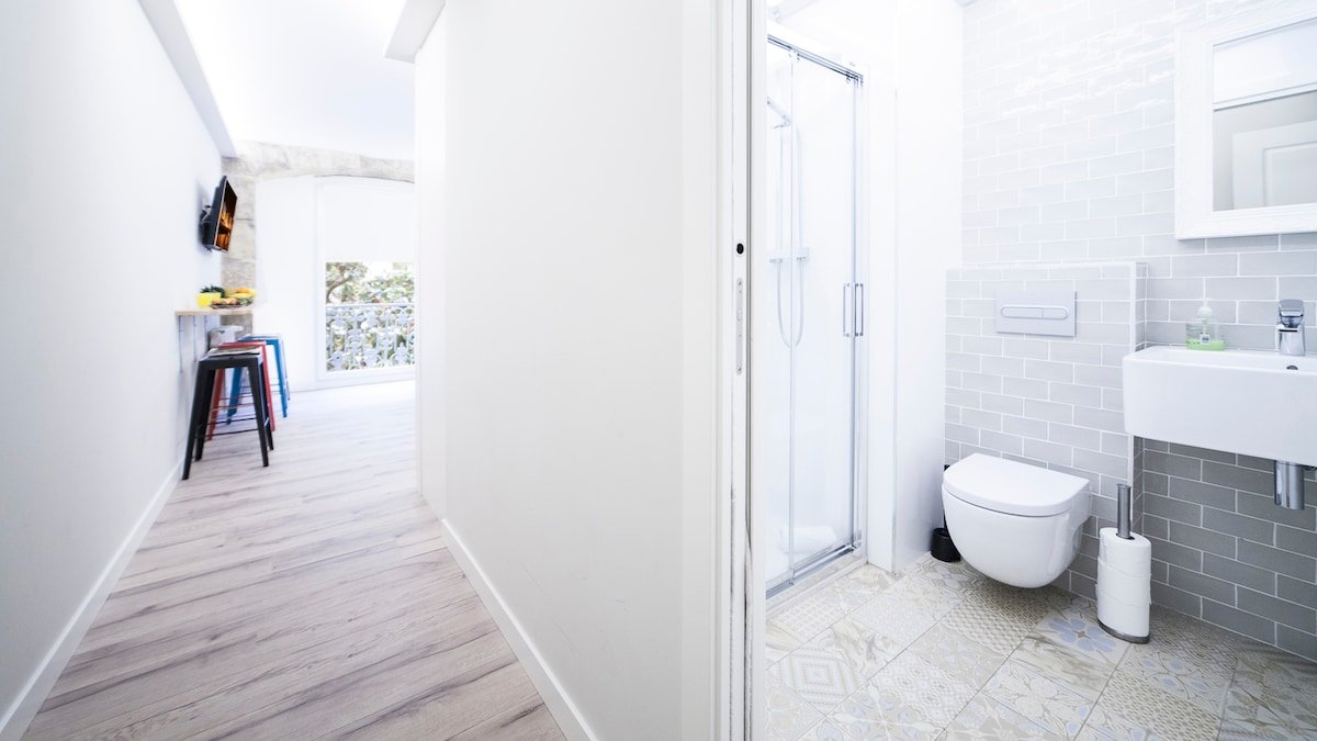 Amazing Central Apart. 3min. Concha Beach. 7 pax!! gallery image 2