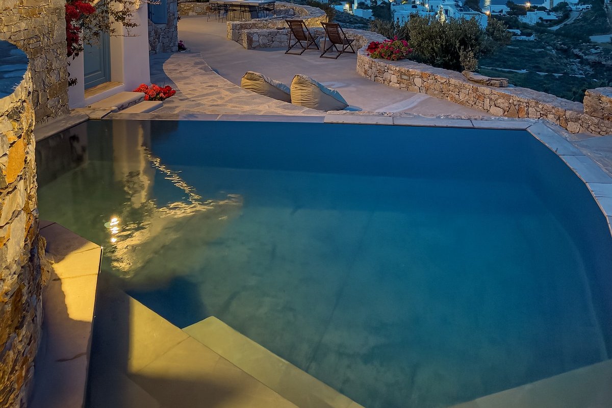 Villa Mikros Vorias gallery image 2