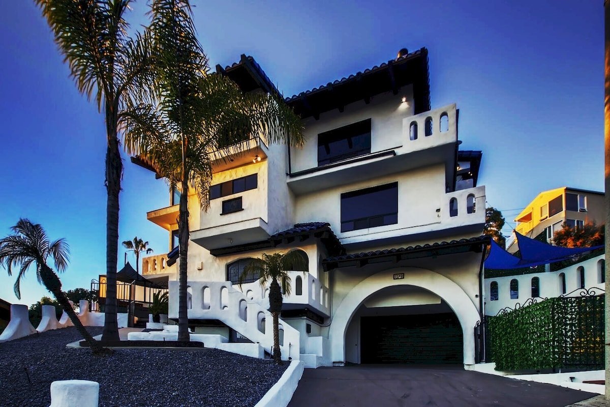 San Diego Villa with pool, spa & sunset views – S4 gallery image 5