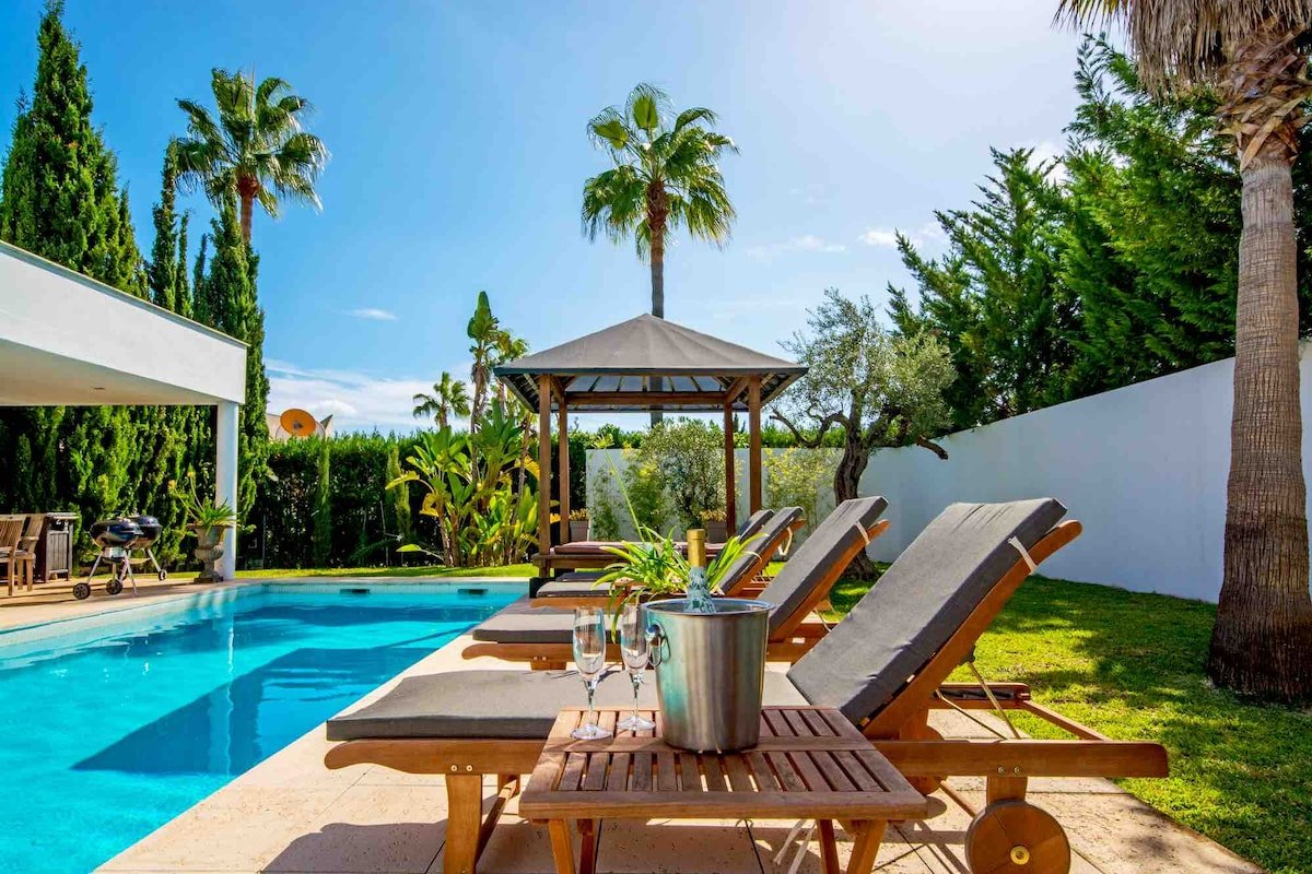 Villa Llenaire gallery image 3