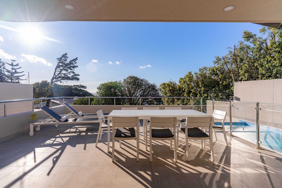 Ravensteyn Villa – Lux villa with Sea Views & Pool gallery image 4