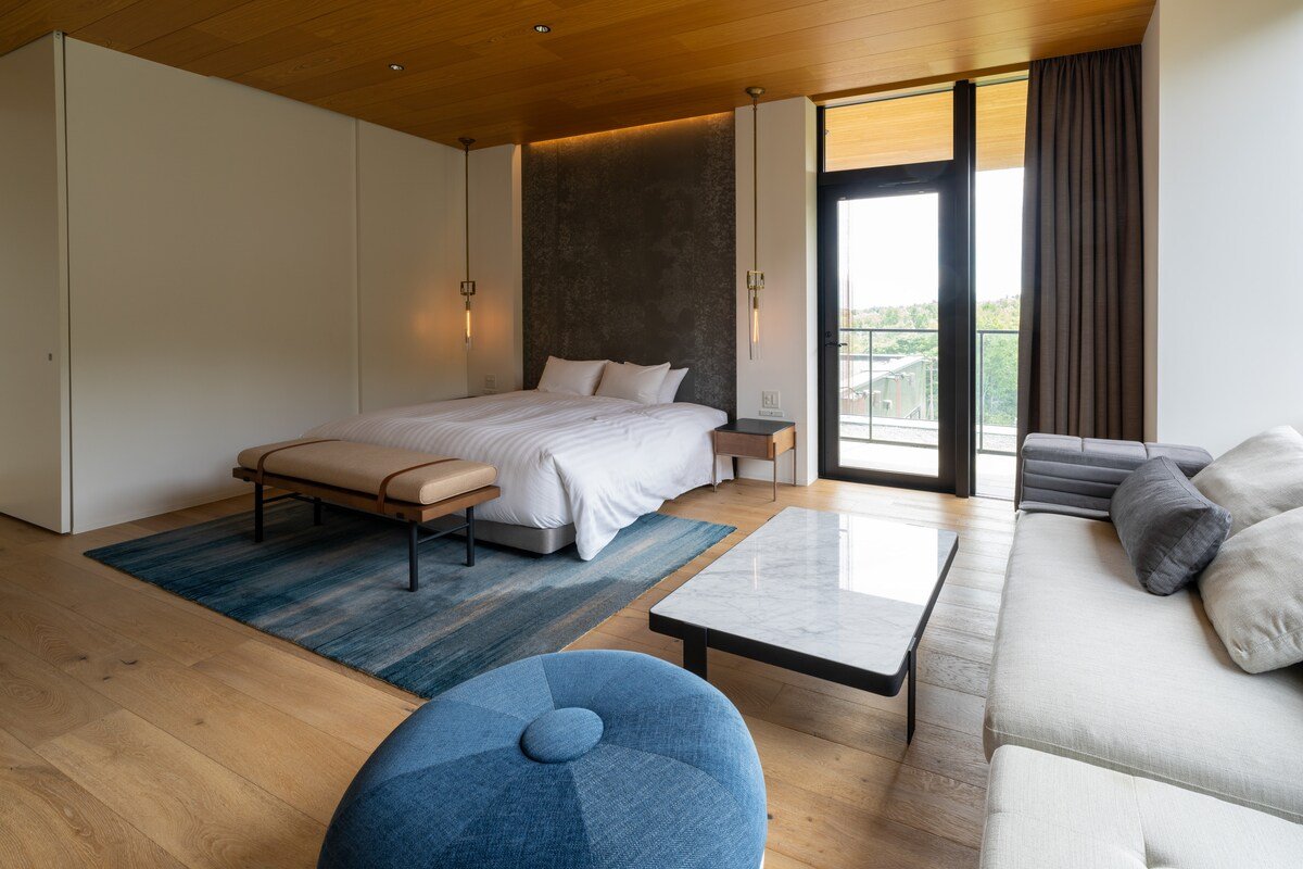 Intuition | 5BR Penthouse Near Ski Lift in Niseko gallery image 5