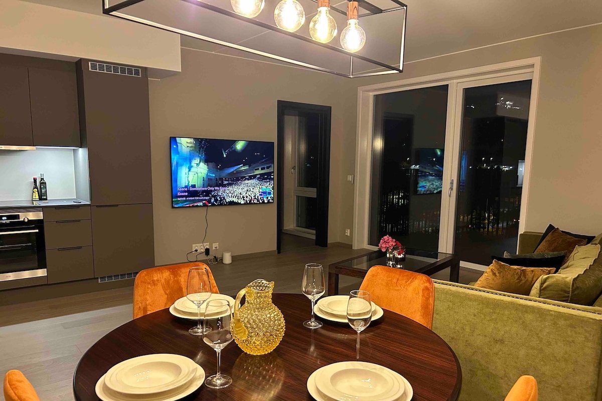 A modern apartment with seaview in Bjørvika gallery image 4