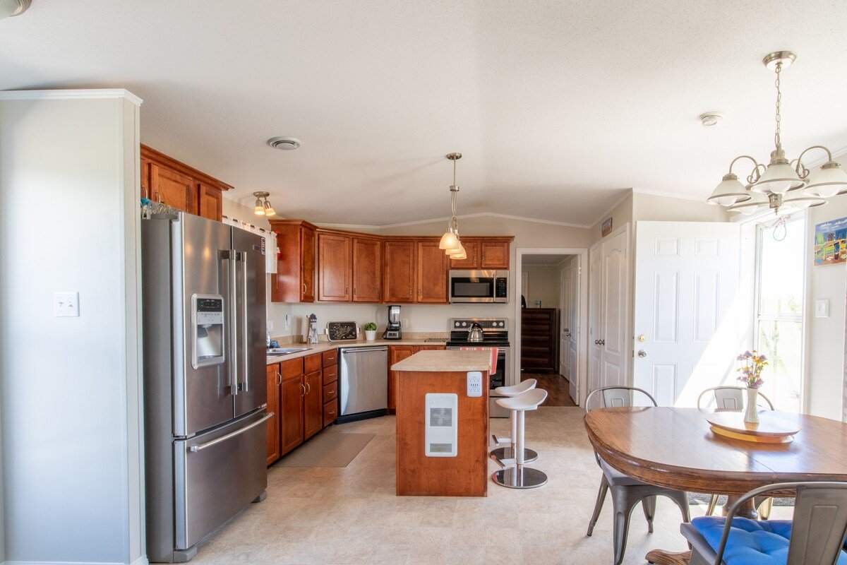 3bedroom cottage beside prestigious Aboiteau Beach gallery image 5