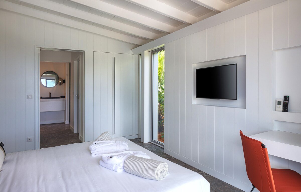 Emotion gallery image 5