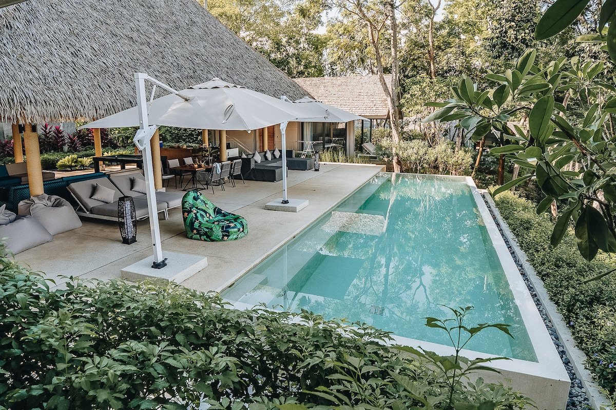 Island Escape Two-Bedroom Oceanview Pool Villa gallery image 2