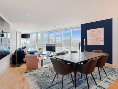 Thames Design Home:Sky-High LuxXe with AweSomeView