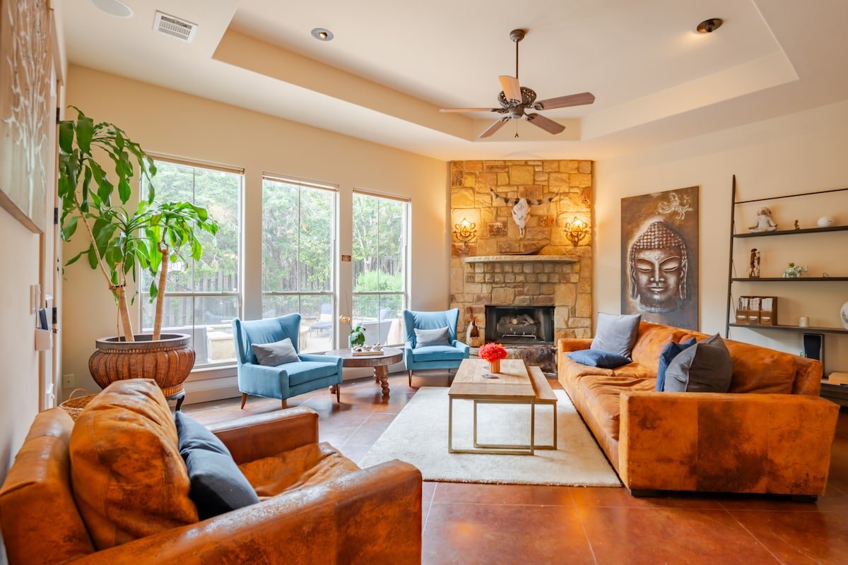 Pool/Spa, Pet friendly, Downstairs Master gallery image 3