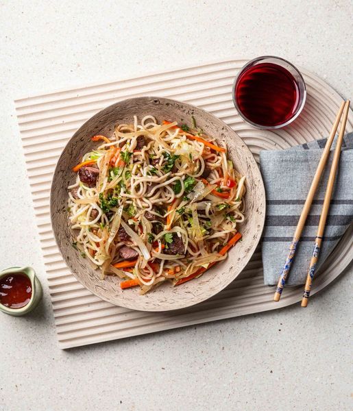 Photo of Easy Sweet Chilli Ostrich Stir-fry
