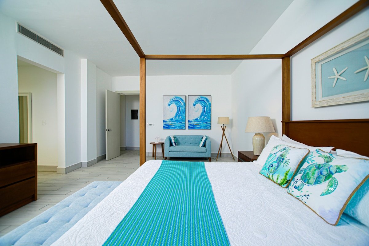 Casa Estefania Luxury 10BR Oceanfront Villa gallery image 2