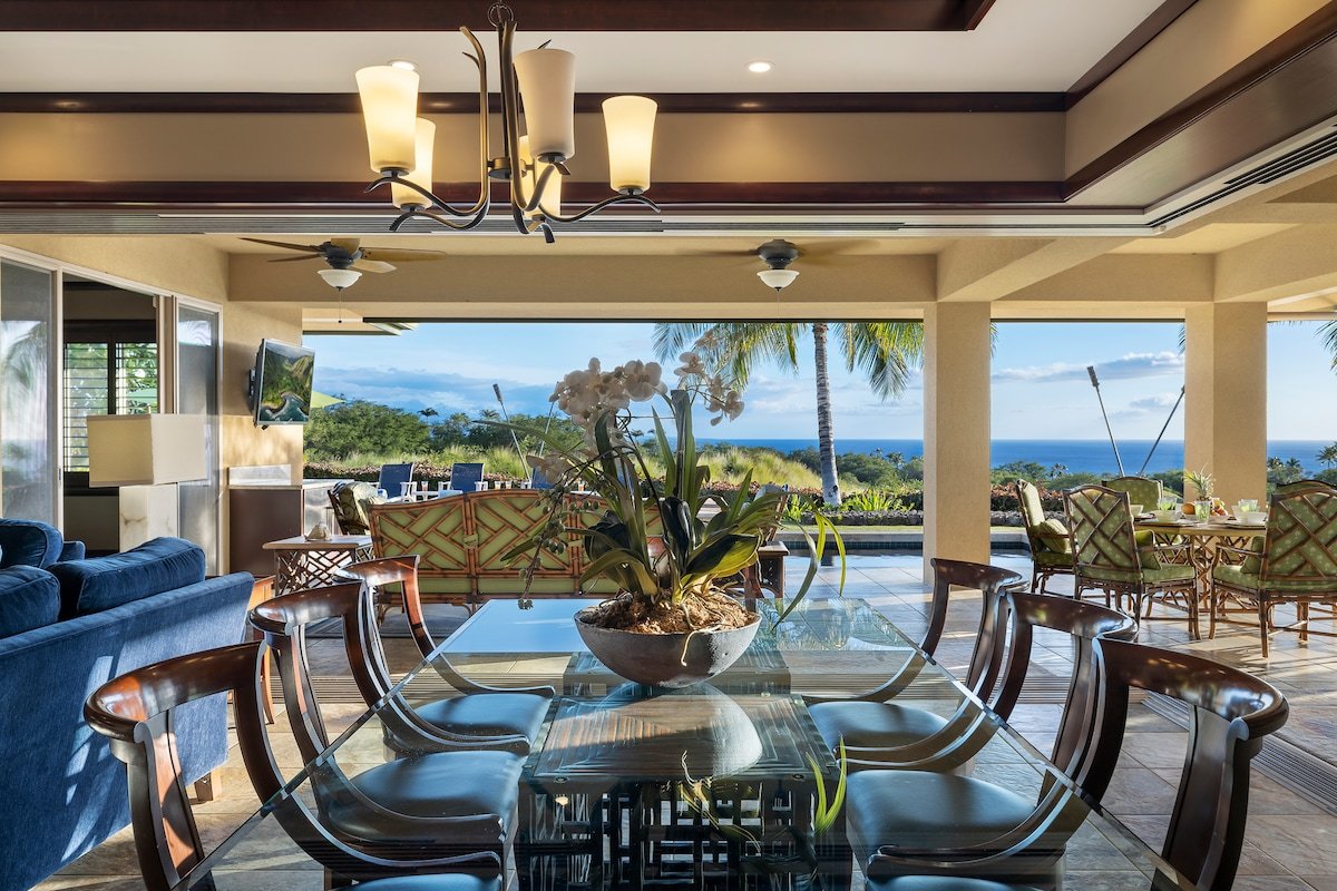 Beautiful 3BR Villa w/Pool, Hot Tub & Ocean Views gallery image 3