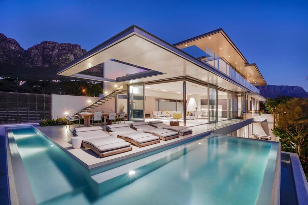 Photo 1 of The Crescent accommodation in Camps Bay, Cape Town with 6 bedrooms and 6.5 bathrooms