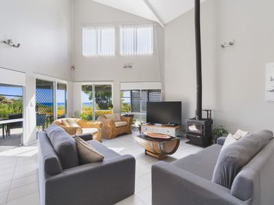 Seaview Beach House by Peppy Beach Retreats®