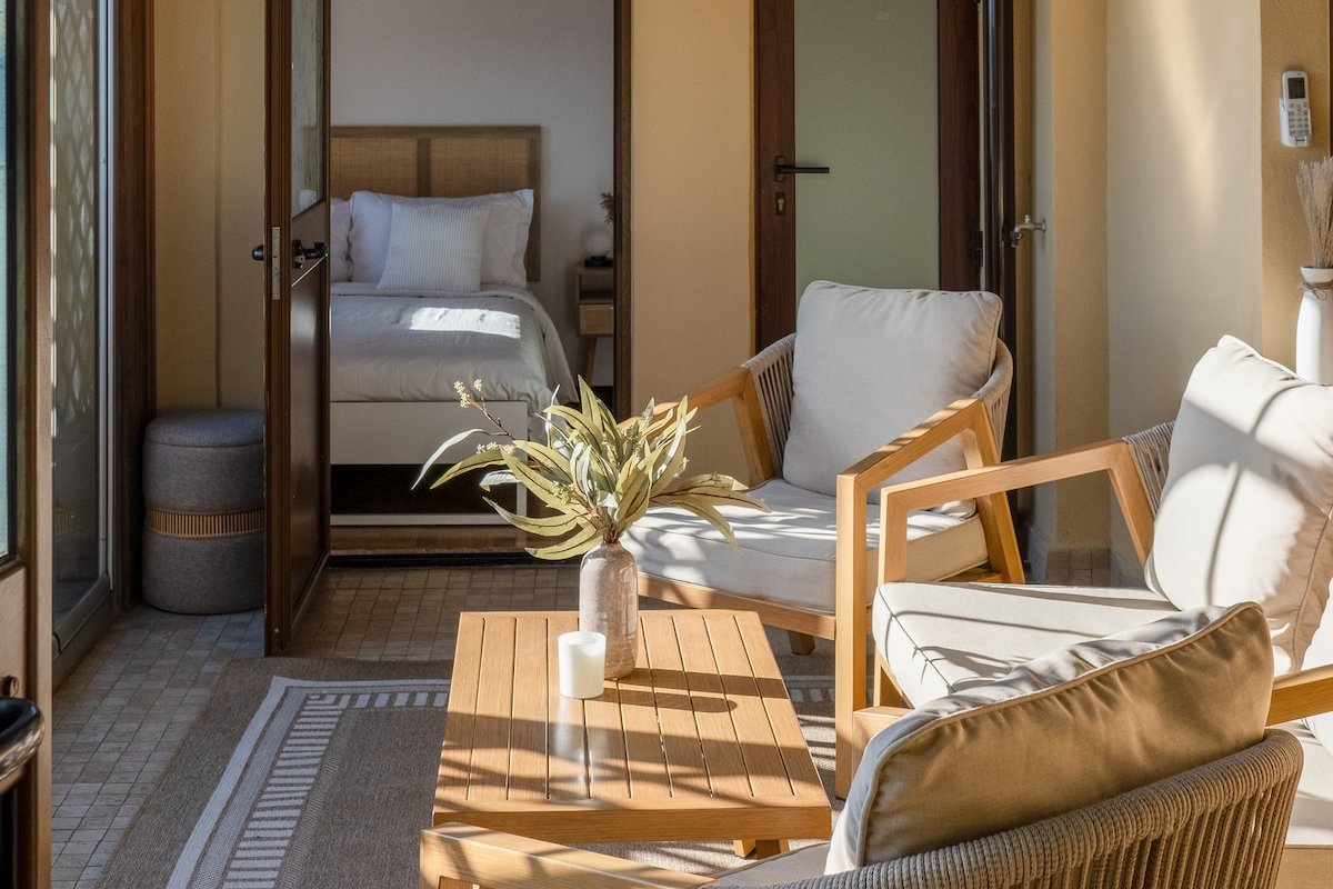 Colosseo Flats and Penthouse gallery image 3