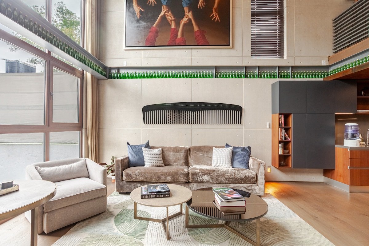 Travel in Style in this Unique Loft @ Polanco gallery image 2