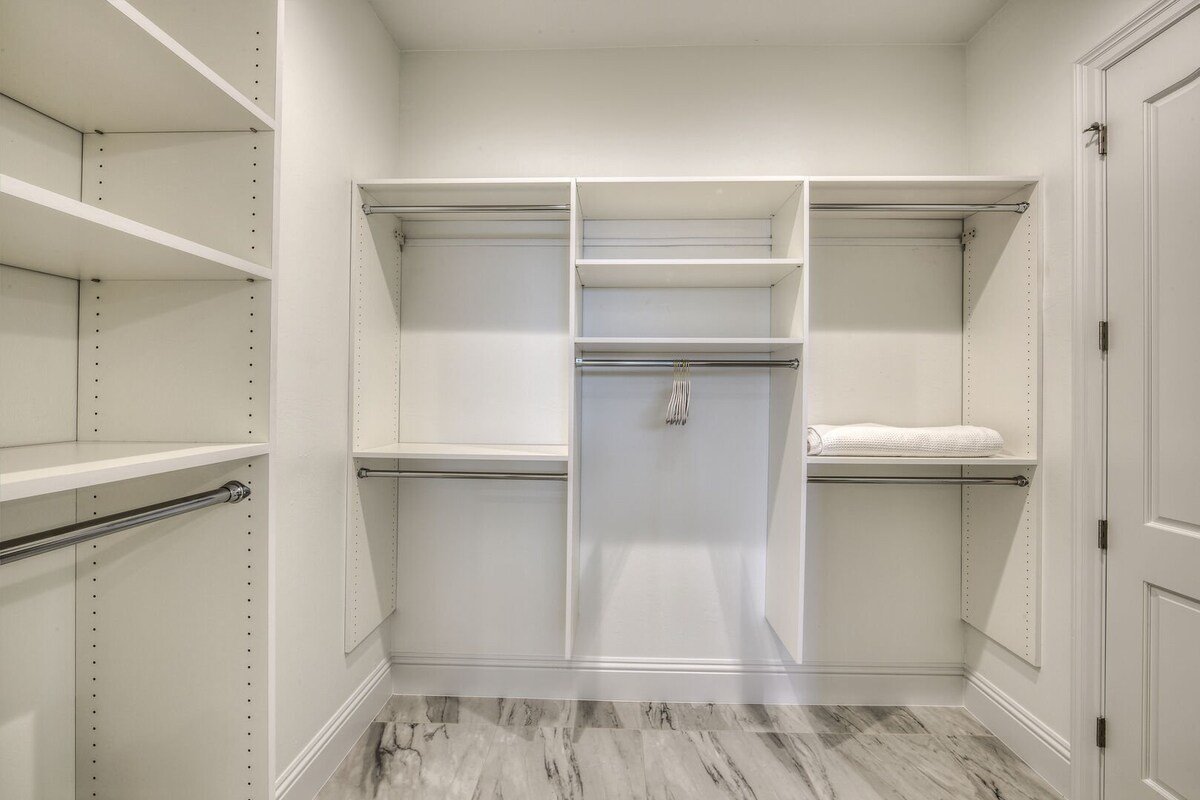 Kahuna Oasis: 10BR, Pools & Beach Access gallery image 5