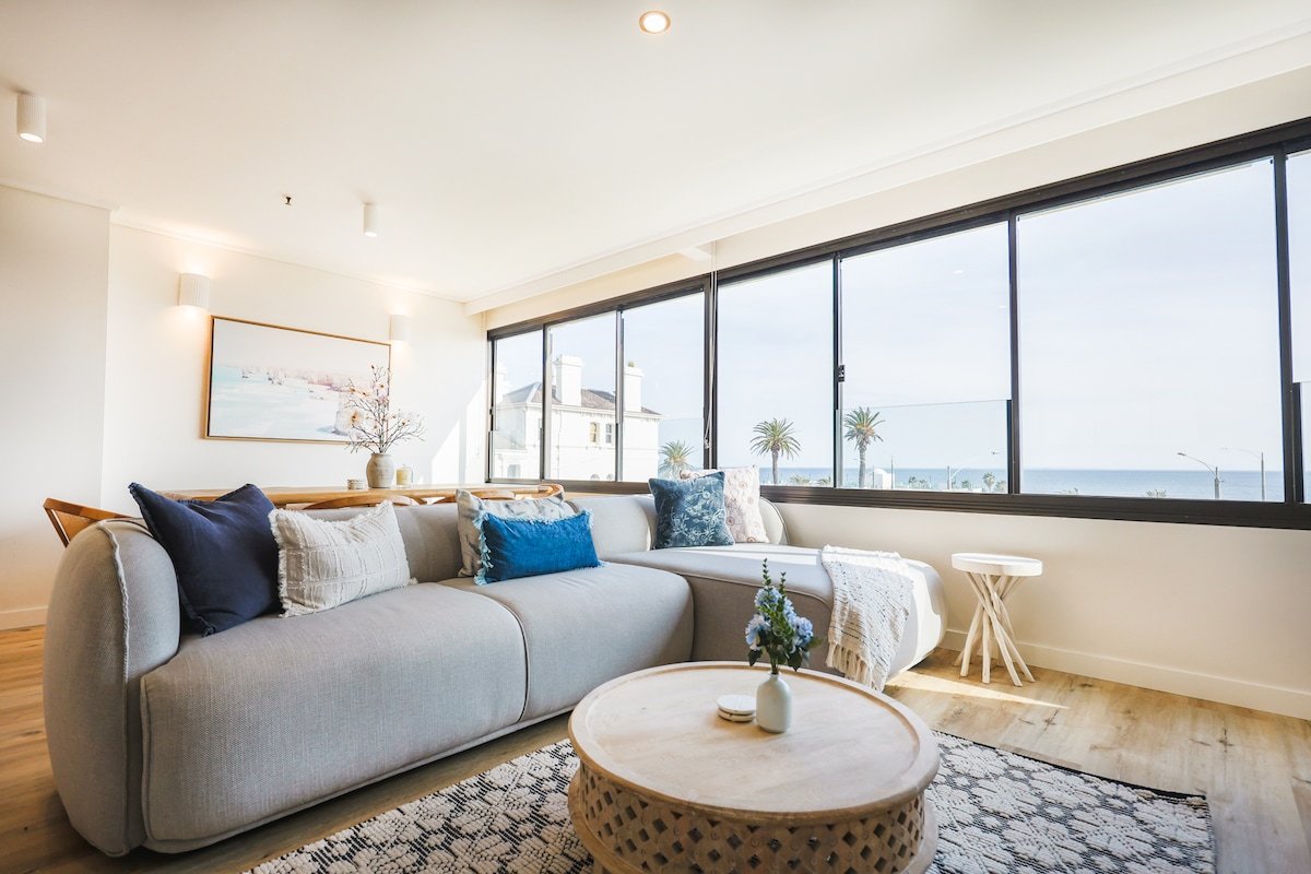 Luxury Beach View Escape gallery image 2