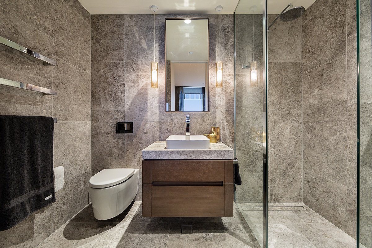 Stunning 6 Star Luxury- Car Spot, Pool, Gym & Wifi gallery image 4