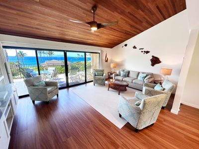 PURE ELEGANCE*OCEANVIEW Renovated Condo in WAILEA