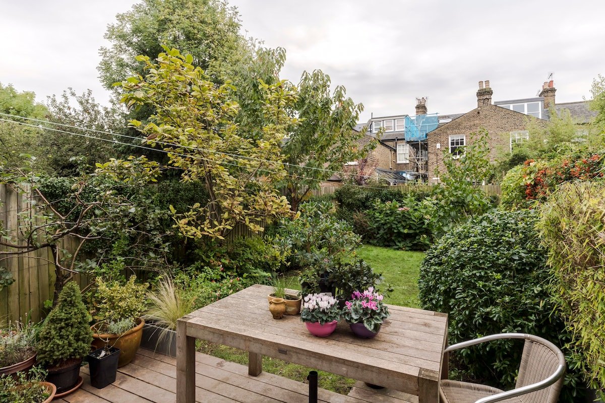 Serene Town House in London – New Listing gallery image 4