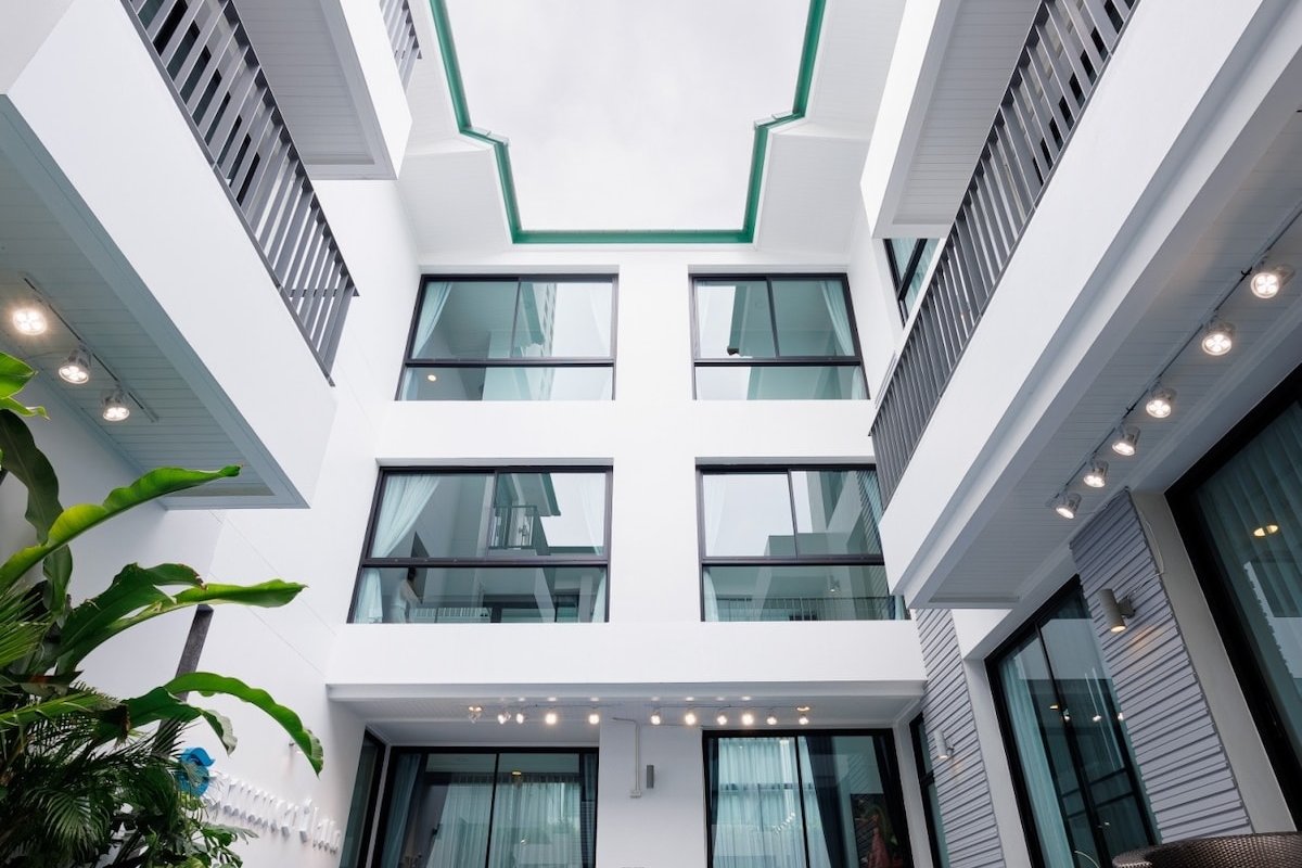 曼谷市中心七卧室独栋豪华泳池别墅 gallery image 3