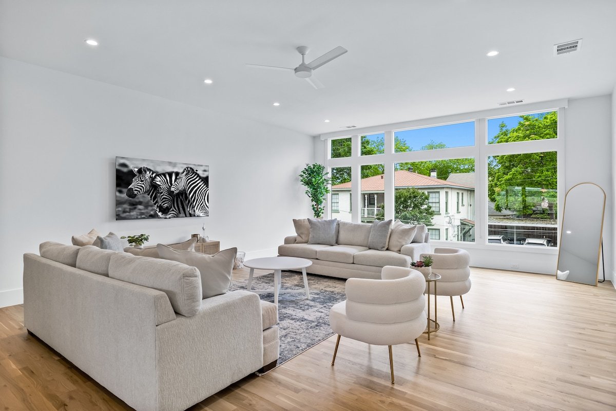 Modern Luxury Lower Greenville gallery image 5