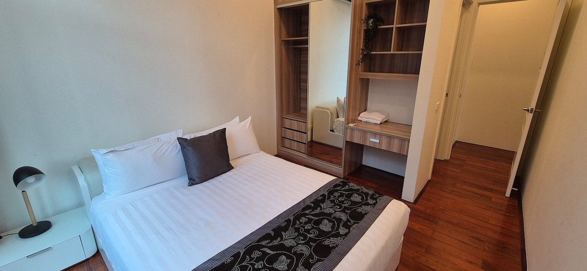 Melbourne CBD Penthouse Marvel gallery image 5