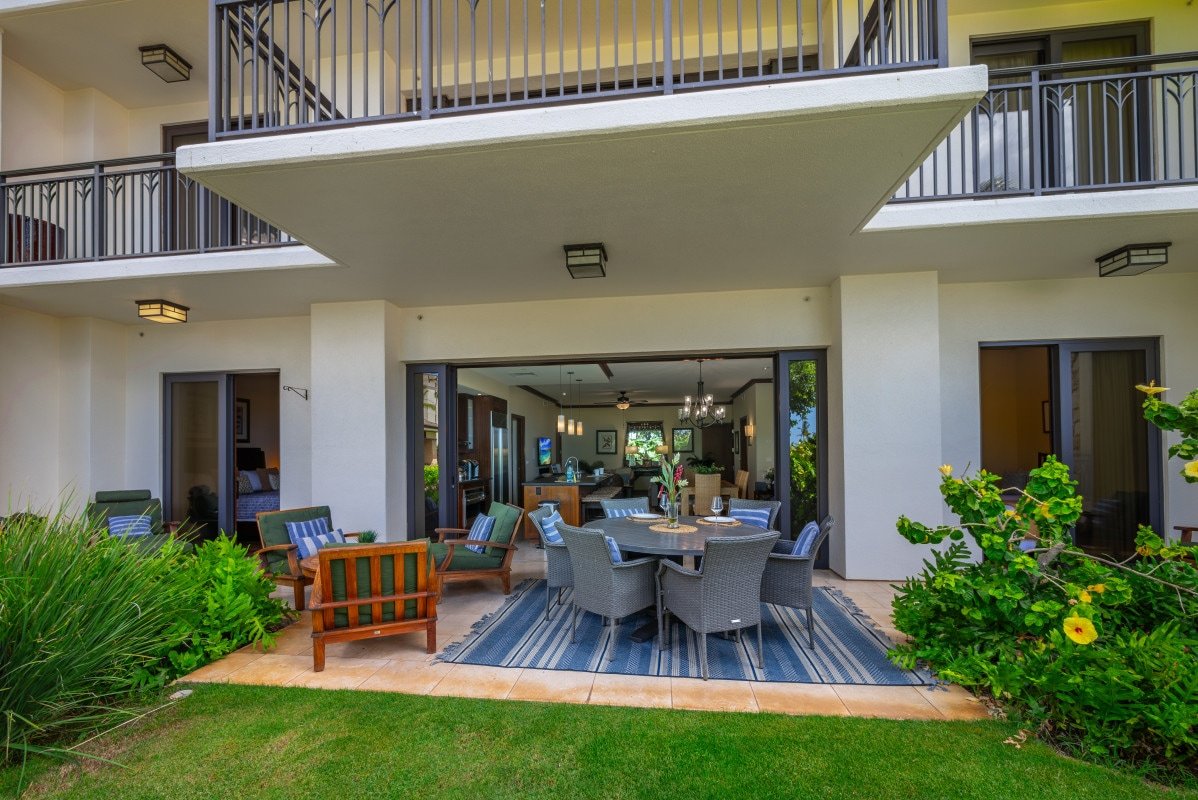 Hale Akaka Falls O-121 one of a kind luxury stay gallery image 5